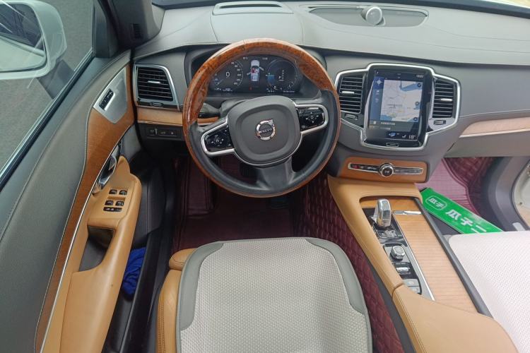 Used Volvo XC90 New Energy 2018 E-Drive Hybrid T8 Prestige 7-Seater Steering Wheel