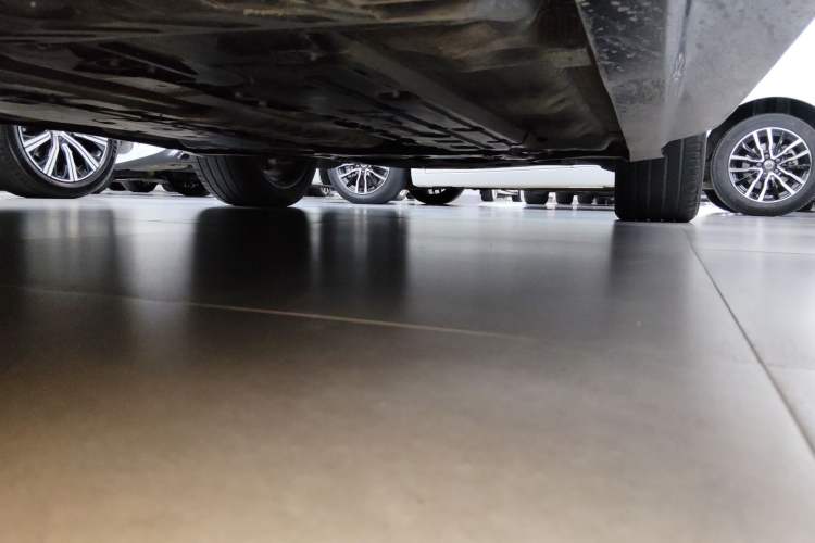 Used Volvo XC90 New Energy 2019 E-Drive Hybrid T8 Prestige 7-Seater China VI Standard Chassis Rear Right
