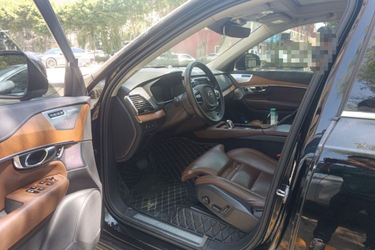 Used Volvo XC90 New Energy 2019 E-Drive Hybrid T8 Prestige 7-Seater China VI Standard Driver Seat