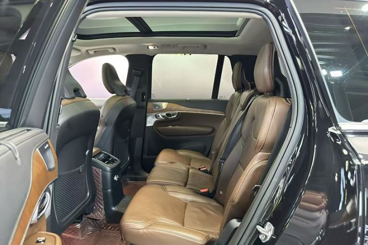 Used Volvo XC90 New Energy 2019 E-Drive Hybrid T8 Luxury Edition 7-Seater China V Standard Interior 1