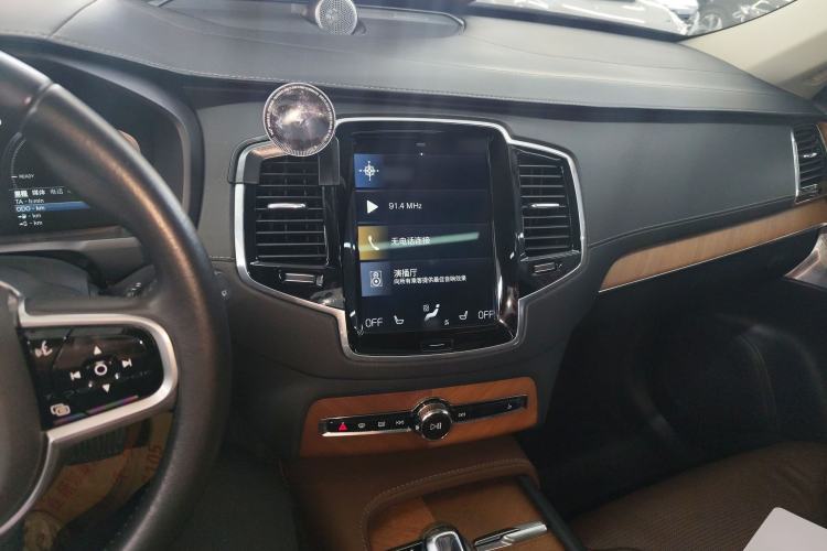 Used Volvo XC90 New Energy 2019 E-Drive Hybrid T8 Prestige 7-Seater China VI Standard Interior 2