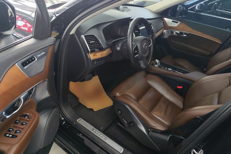 Used Volvo XC90 New Energy 2019 E-Drive Hybrid T8 Prestige 7-Seater China VI Standard Interior 3