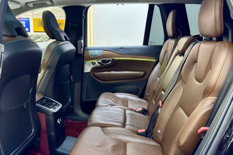 Used Volvo XC90 New Energy 2019 E-Drive Hybrid T8 Prestige 7-Seater China VI Standard Interior 4