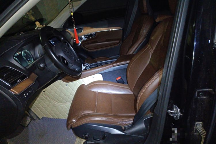 Used Volvo XC90 New Energy 2019 E-Drive Hybrid T8 Prestige 7-Seater China VI Standard Left Front Seat