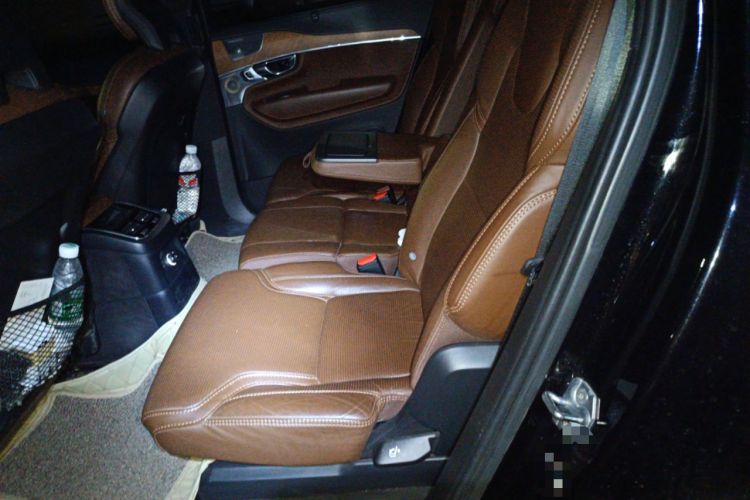 Used Volvo XC90 New Energy 2019 E-Drive Hybrid T8 Prestige 7-Seater China VI Standard Left Rear Seat
