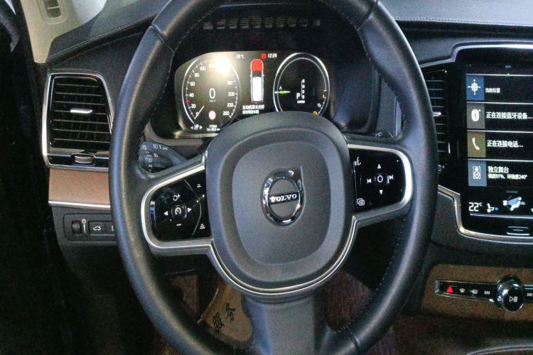 Used Volvo XC90 New Energy 2019 E-Drive Hybrid T8 Luxury Edition 7-Seater China V Standard Steering Wheel