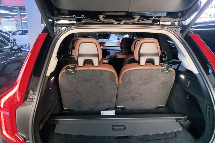 Used Volvo XC90 New Energy 2019 E-Drive Hybrid T8 Luxury Edition 7-Seater China V Standard Trunk