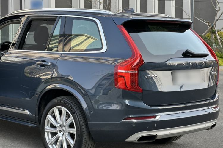 Used Volvo XC90 New Energy 2019 E-Drive Hybrid T8 Prestige 7-Seater China VI Standard Exterior 1