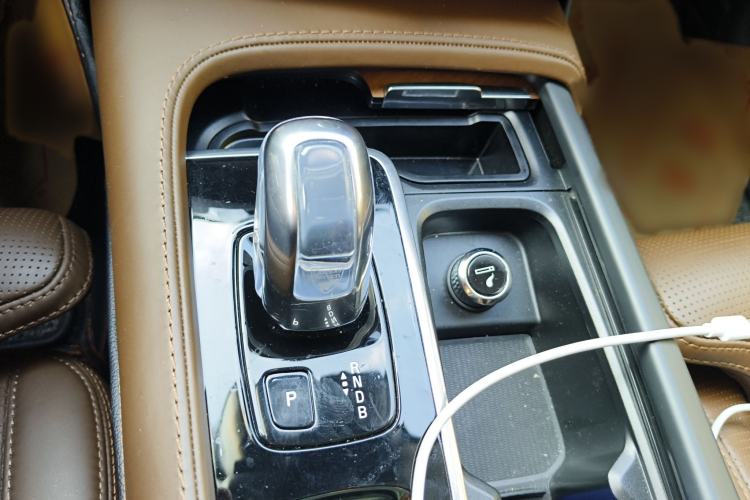 Used Volvo XC90 New Energy 2019 E-Drive Hybrid T8 Prestige 7-Seater China VI Standard Gear Lever