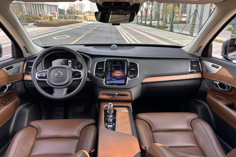 Used Volvo XC90 New Energy 2019 E-Drive Hybrid T8 Prestige 7-Seater China VI Standard Interior 11
