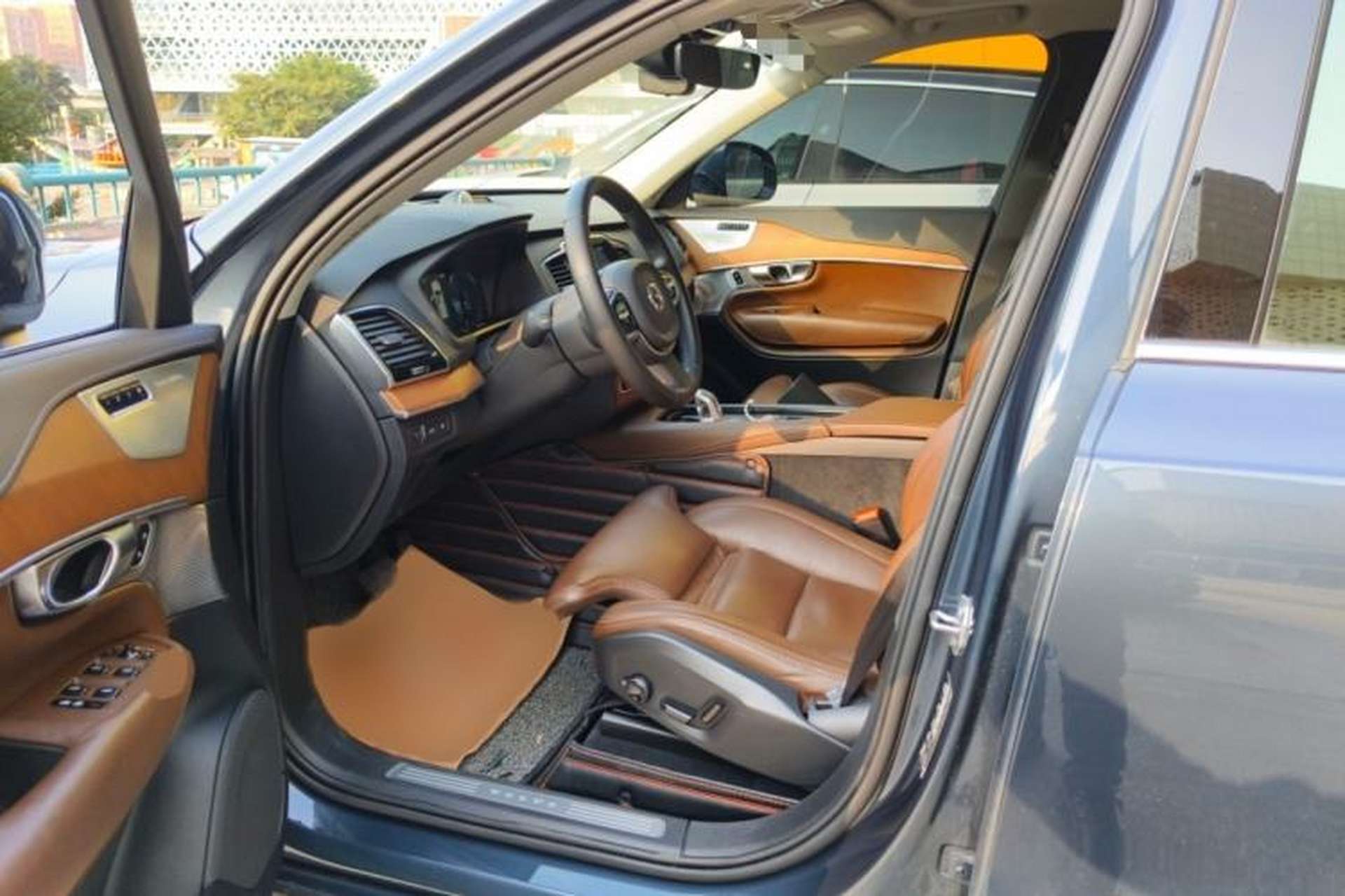 Used Volvo XC90 New Energy 2019 E-Drive Hybrid T8 Prestige 7-Seater China VI Standard Interior 3