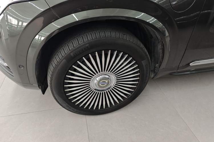 Used Volvo XC90 New Energy 2019 E-Drive Hybrid T8 Luxury Edition 7-Seater China V Standard Exterior 7