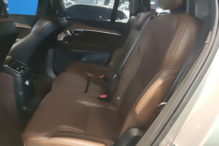 Used Volvo XC90 New Energy 2019 E-Drive Hybrid T8 Prestige 7-Seater China VI Standard Left Rear Seat