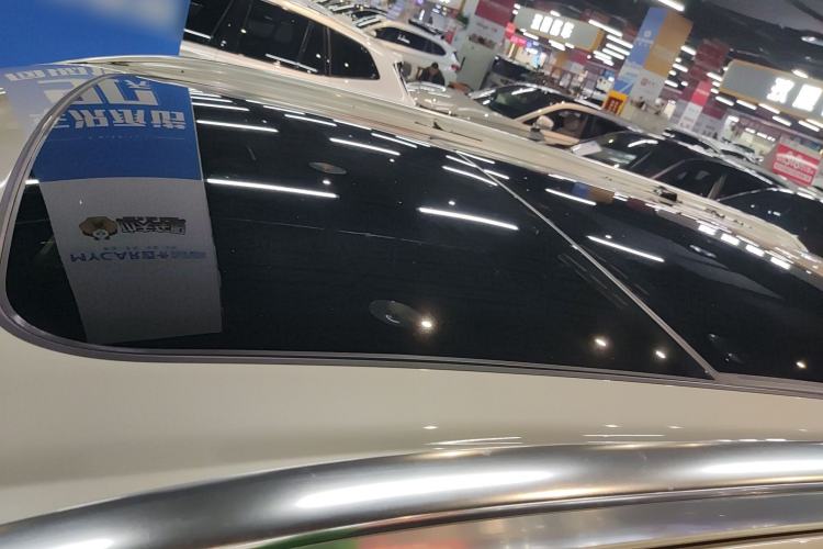 Used Volvo XC90 New Energy 2019 E-Drive Hybrid T8 Prestige 7-Seater China VI Standard Roof