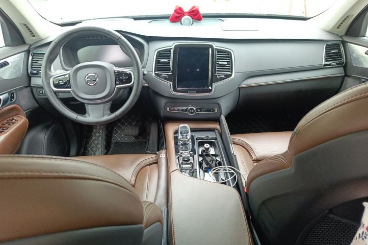 Used Volvo XC90 New Energy 2020 E-Drive Hybrid T8 Luxury Flagship 7-Seater Center Console