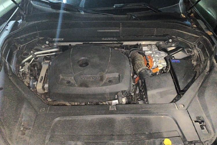 Used Volvo XC90 New Energy 2020 E-Drive Hybrid T8 Luxury Flagship 7-Seater Engine Bay