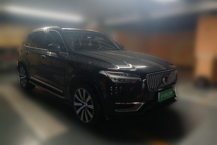 Used Volvo XC90 New Energy 2020 Facelift E-Drive Hybrid T8 Luxury Prestige 7-Seater Front Right 45 Deg