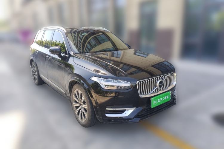 Used Volvo XC90 New Energy 2020 E-Drive Hybrid T8 Luxury Flagship 7-Seater Front Right 45 Deg