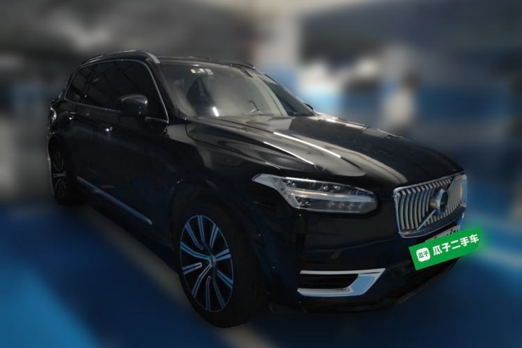 Used Volvo XC90 New Energy 2020 E-Drive Hybrid T8 Luxury Flagship 7-Seater Front Right 45 Deg