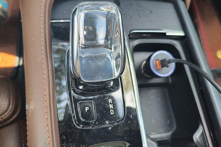 Used Volvo XC90 New Energy 2020 E-Drive Hybrid T8 Luxury Flagship 7-Seater Gear Lever