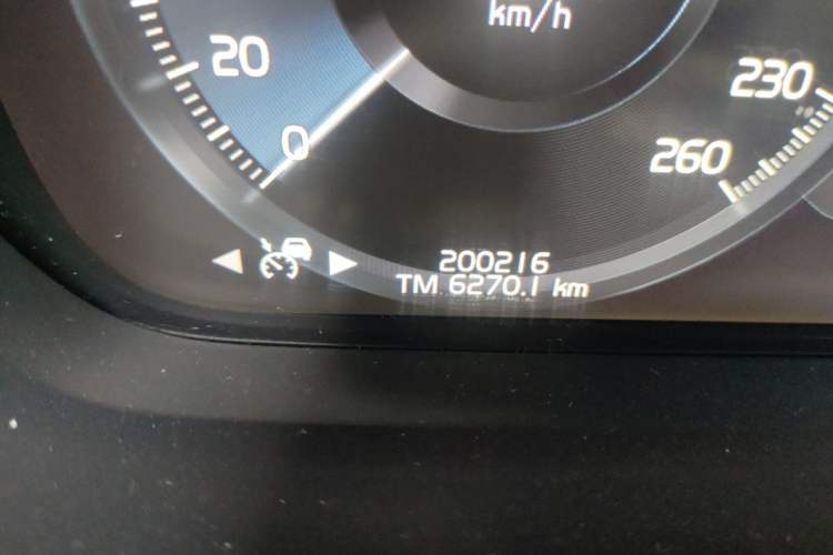 Used Volvo XC90 New Energy 2020 E-Drive Hybrid T8 Luxury Flagship 7-Seater Odometer Close Up