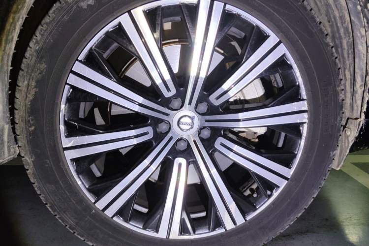 Used Volvo XC90 New Energy 2020 Facelift E-Drive Hybrid T8 Luxury Prestige 7-Seater Right Front Wheel Hub