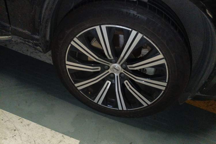 Used Volvo XC90 New Energy 2020 Facelift E-Drive Hybrid T8 Luxury Prestige 7-Seater Right Front Wheel Hub
