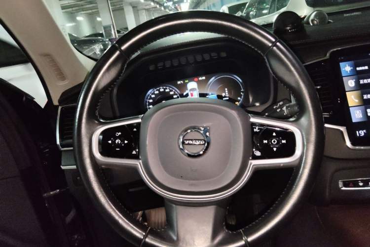 Used Volvo XC90 New Energy 2020 Facelift E-Drive Hybrid T8 Luxury Prestige 7-Seater Steering Wheel