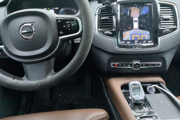 Used Volvo XC90 New Energy 2020 Facelift E-Drive Hybrid T8 Luxury Prestige 7-Seater Center Console