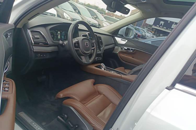 Used Volvo XC90 New Energy 2020 Facelift E-Drive Hybrid T8 Luxury Prestige 7-Seater Driver Seat