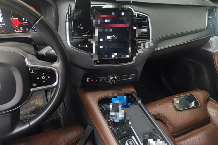 Used Volvo XC90 New Energy 2021 E-Drive Hybrid T8 Luxury Flagship 7-Seater Audio And AC Panel