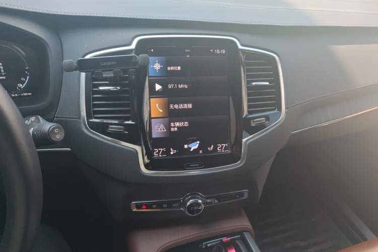Used Volvo XC90 New Energy 2021 E-Drive Hybrid T8 Luxury Flagship 7-Seater Audio And AC Panel