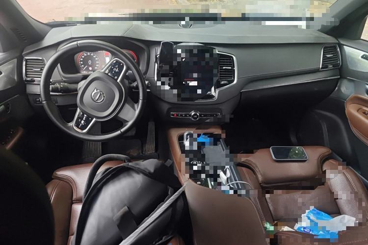 Used Volvo XC90 New Energy 2021 E-Drive Hybrid T8 Luxury Flagship 7-Seater Center Console