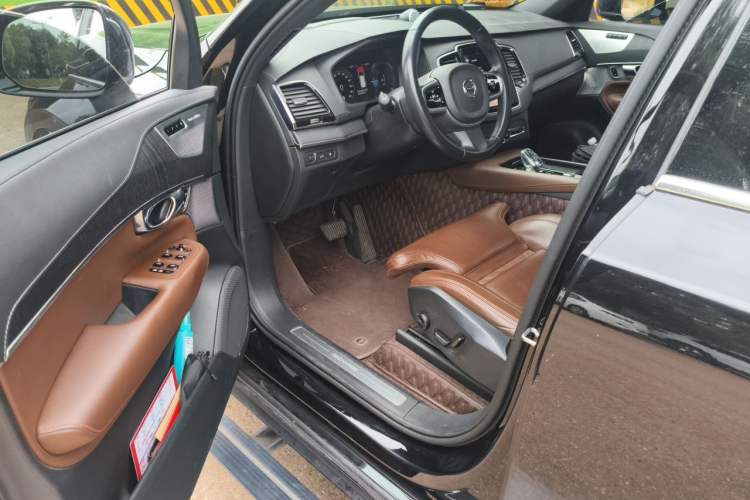 Used Volvo XC90 New Energy 2021 E-Drive Hybrid T8 Luxury Flagship 7-Seater Driver Seat