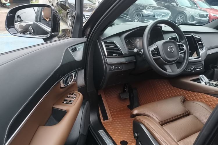 Used Volvo XC90 New Energy 2021 E-Drive Hybrid T8 Luxury Flagship 7-Seater Driver Seat