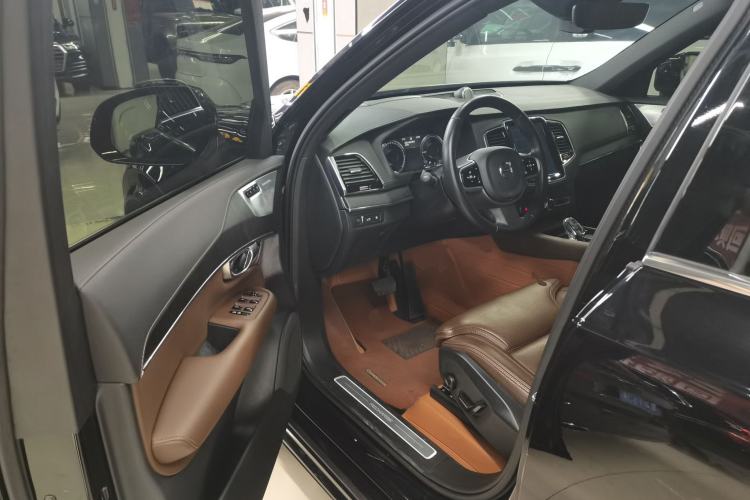 Used Volvo XC90 New Energy 2021 E-Drive Hybrid T8 Luxury Flagship 7-Seater Driver Seat