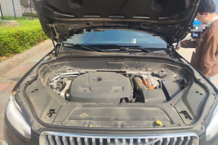 Used Volvo XC90 New Energy 2021 E-Drive Hybrid T8 Luxury Flagship 7-Seater Engine Bay