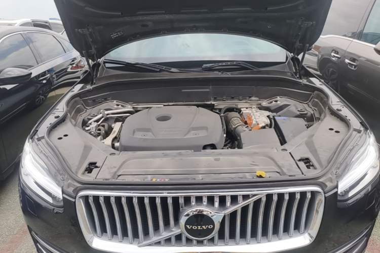 Used Volvo XC90 New Energy 2021 E-Drive Hybrid T8 Luxury Flagship 7-Seater Engine Bay