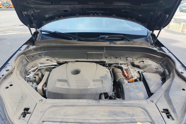 Used Volvo XC90 New Energy 2021 E-Drive Hybrid T8 Luxury Flagship 7-Seater Engine Bay