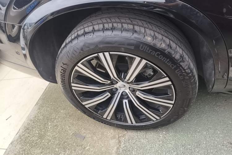 Used Volvo XC90 New Energy 2021 E-Drive Hybrid T8 Luxury Flagship 7-Seater Exterior 5