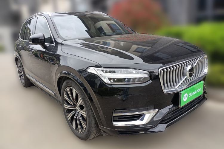 Used Volvo XC90 New Energy 2021 E-Drive Hybrid T8 Luxury Flagship 7-Seater Front Right 45 Deg