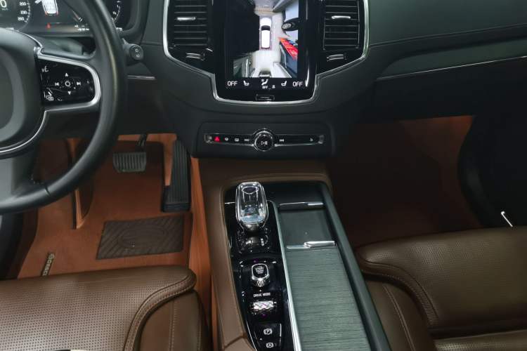 Used Volvo XC90 New Energy 2021 E-Drive Hybrid T8 Luxury Flagship 7-Seater Gear Lever