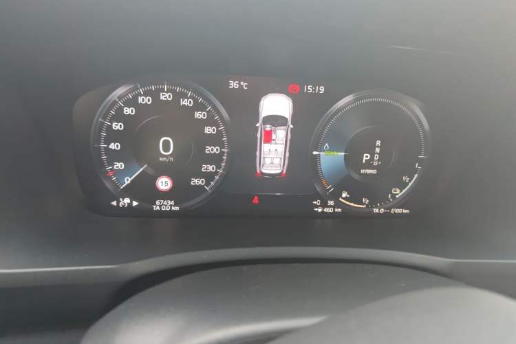 Used Volvo XC90 New Energy 2021 E-Drive Hybrid T8 Luxury Flagship 7-Seater Instrument Cluster