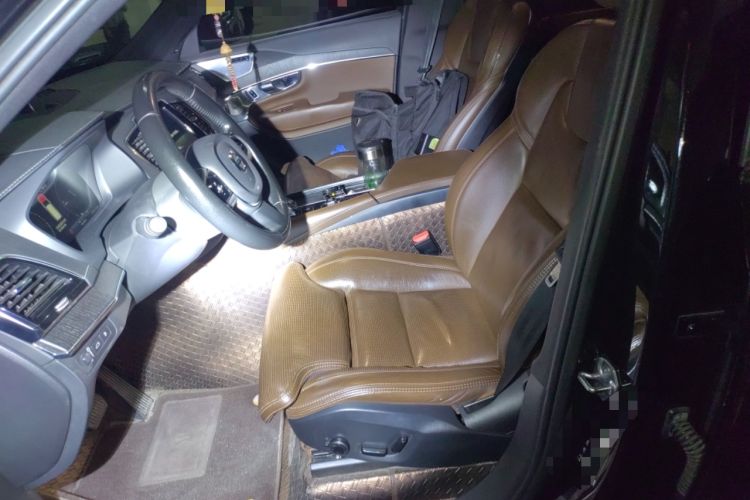 Used Volvo XC90 New Energy 2021 E-Drive Hybrid T8 Luxury Flagship 7-Seater Left Front Seat