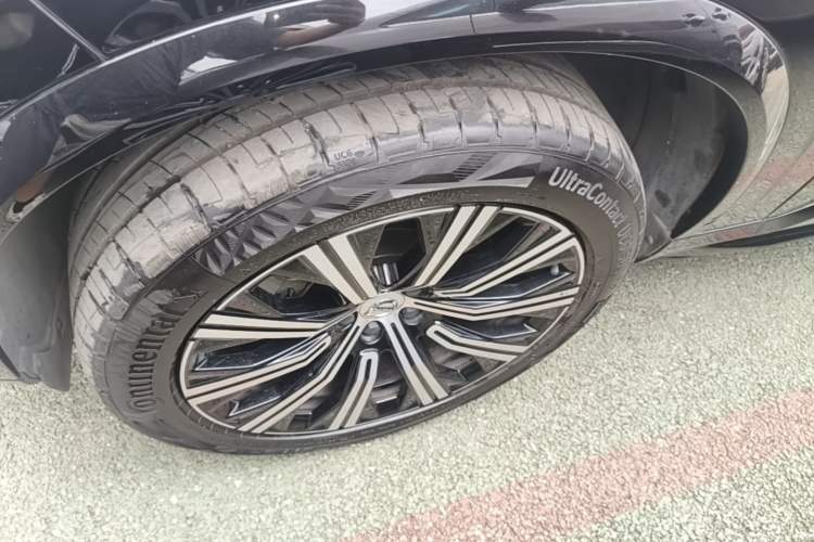 Used Volvo XC90 New Energy 2021 E-Drive Hybrid T8 Luxury Flagship 7-Seater Left Front Wheel Hub