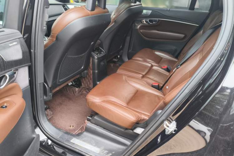 Used Volvo XC90 New Energy 2021 E-Drive Hybrid T8 Luxury Flagship 7-Seater Left Rear Seat