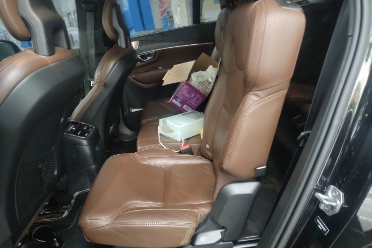 Used Volvo XC90 New Energy 2021 E-Drive Hybrid T8 Luxury Flagship 7-Seater Left Rear Seat