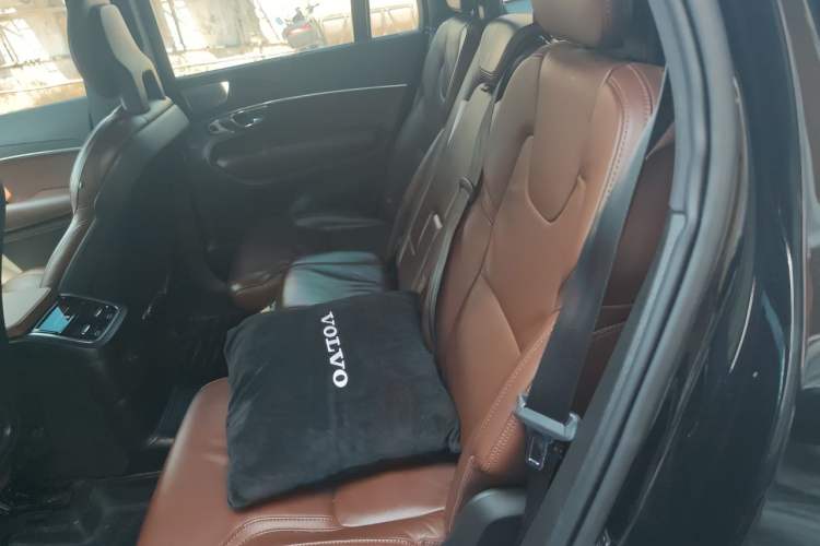 Used Volvo XC90 New Energy 2021 E-Drive Hybrid T8 Luxury Flagship 7-Seater Left Rear Seat