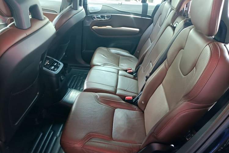 Used Volvo XC90 New Energy 2021 E-Drive Hybrid T8 Luxury Flagship 7-Seater Left Rear Seat