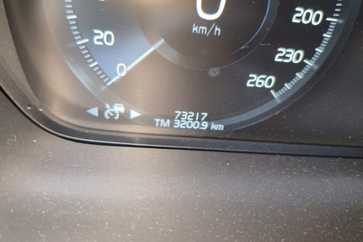 Used Volvo XC90 New Energy 2021 E-Drive Hybrid T8 Luxury Flagship 7-Seater Odometer Close Up